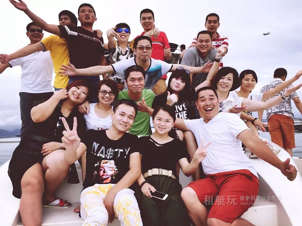 廈門(mén)游艇租賃 廈門(mén)游艇租賃